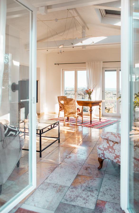 Bed & Breakfast Unter Den Linden Hungen Exteriör bild